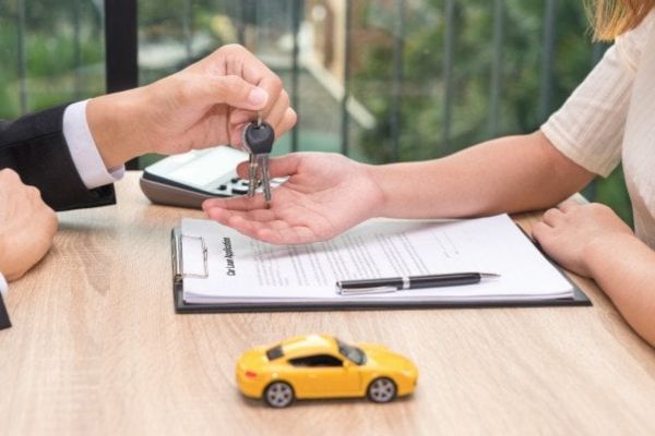 Công chứng hợp đồng mua bán xe