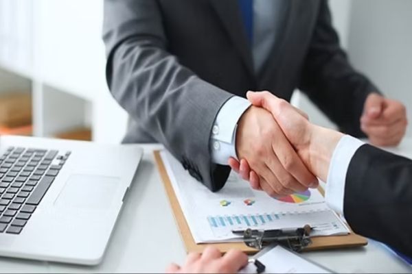 Quy định sử dụng lao động