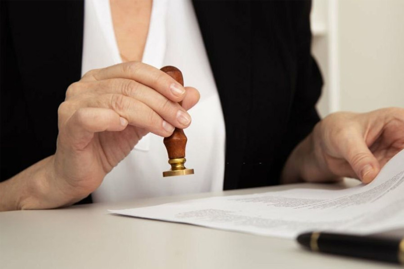 hủy công chứng người liên quan