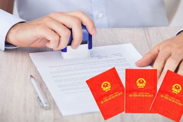 Quyền thừa kế tài sản của vợ/chồng đã mất: Ai được hưởng?