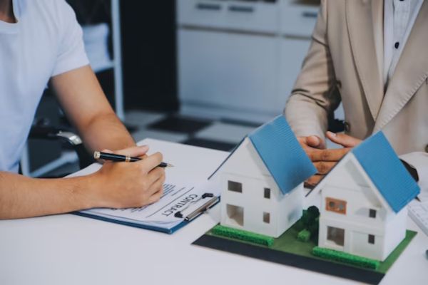 Người thuê nhà có được cho người khác ở cùng không